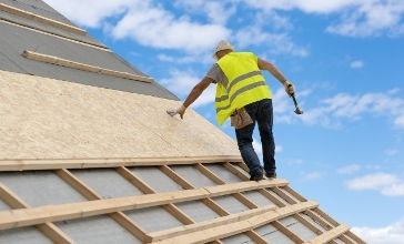 Réussir vos travaux d’isolation de toit plat ou en pente en Wallonie