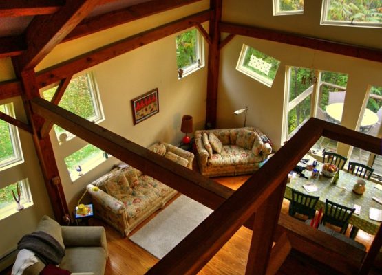 Photo "Transform your attic into a living space: complete guide"